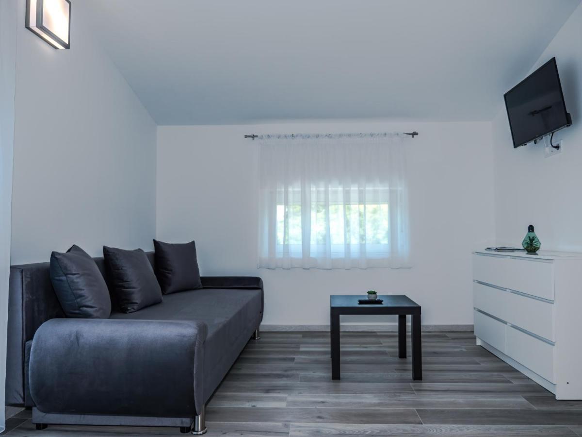 Feda Apartmanhaz Balatonboglár المظهر الخارجي الصورة